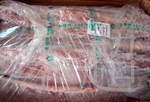 供应冷冻猪头肉，猪颈骨，猪心
