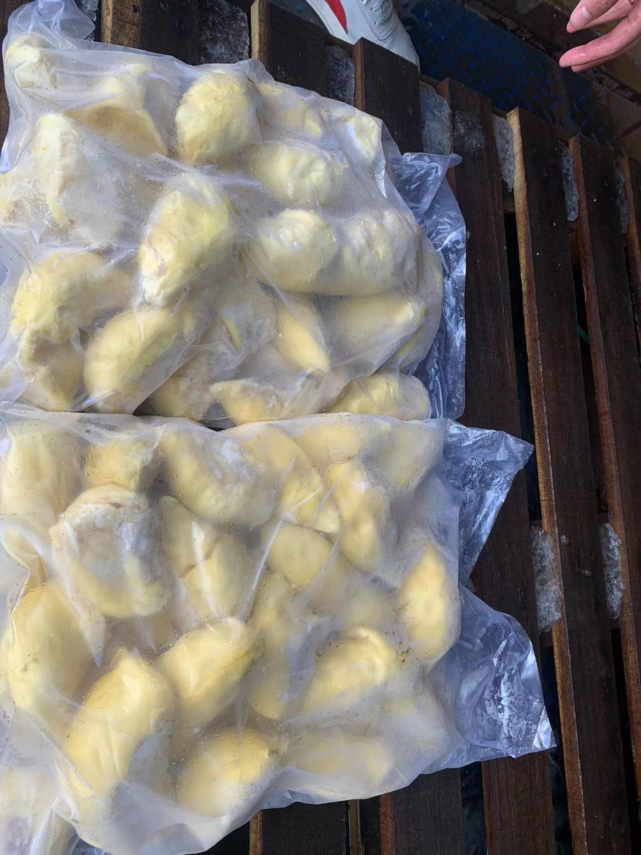 泰国金枕头榴莲带核纯A级3A果肉5公斤包装